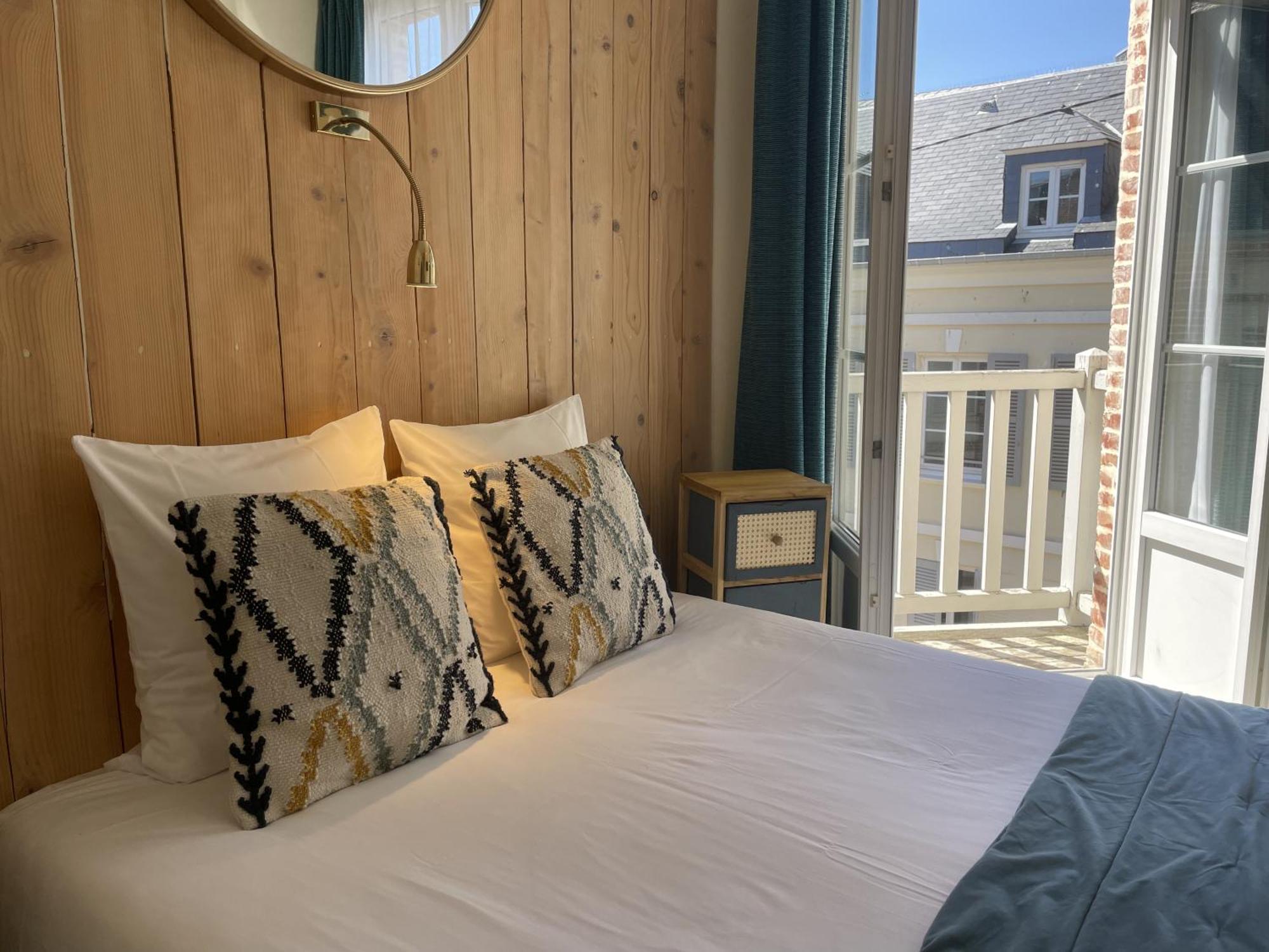 Le Trouville - Hotel De Charme Eksteriør bilde
